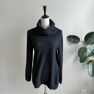 Sutton Studio Black Cashmere Turtleneck Sweater L